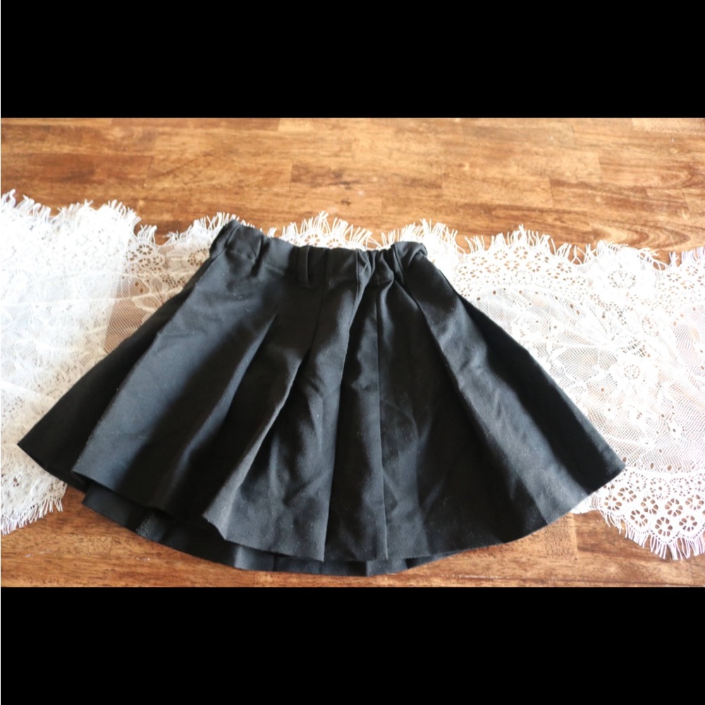 H&M Elegant Black Circle Skirt